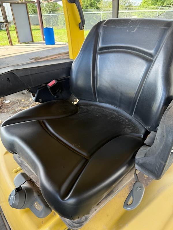 Hyster H70FT 7,000 lb LPG Cushion/Pneumatic Forklift, 2020 - Triple Mast, Side Shift (1) - Image 4