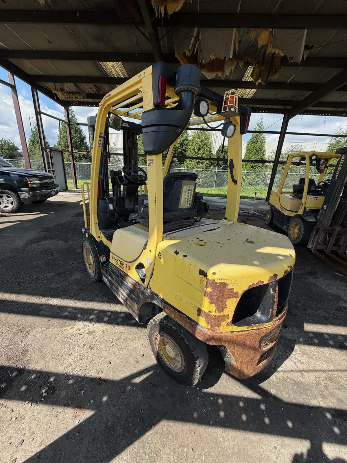 Hyster H70FT 7,000 lb LPG Cushion/Pneumatic Forklift, 2020 - Triple Mast, Side Shift (2) - Image 7