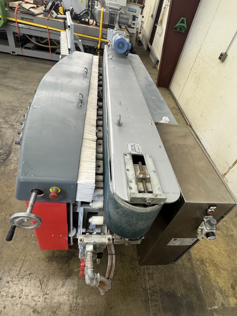 Sasso Flying Flat 7-2 Vertical Edge Polisher, 2024 – 7 Polishing Heads, 2 Bevel Heads - Image 6