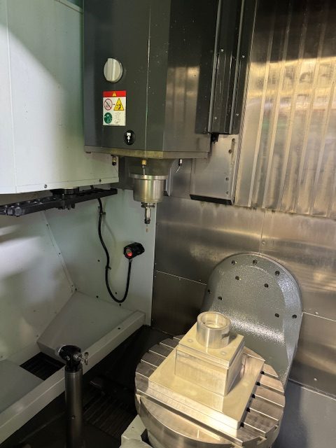 Haas UMC-750 5-Axis VMC, 2022 – 30” Travels, 15K Spindle, 50+1 Tools, TSC & Chip Conveyor (1) - Image 5