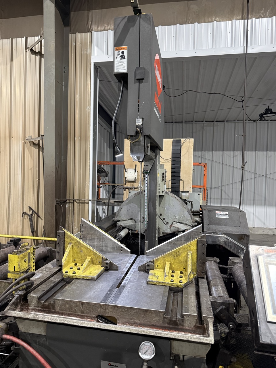 20" x 25" Amada Marvel 2150A-PC3S-60 Vertical Saw, 2020 - Entire Material Handling System Included - Image 9