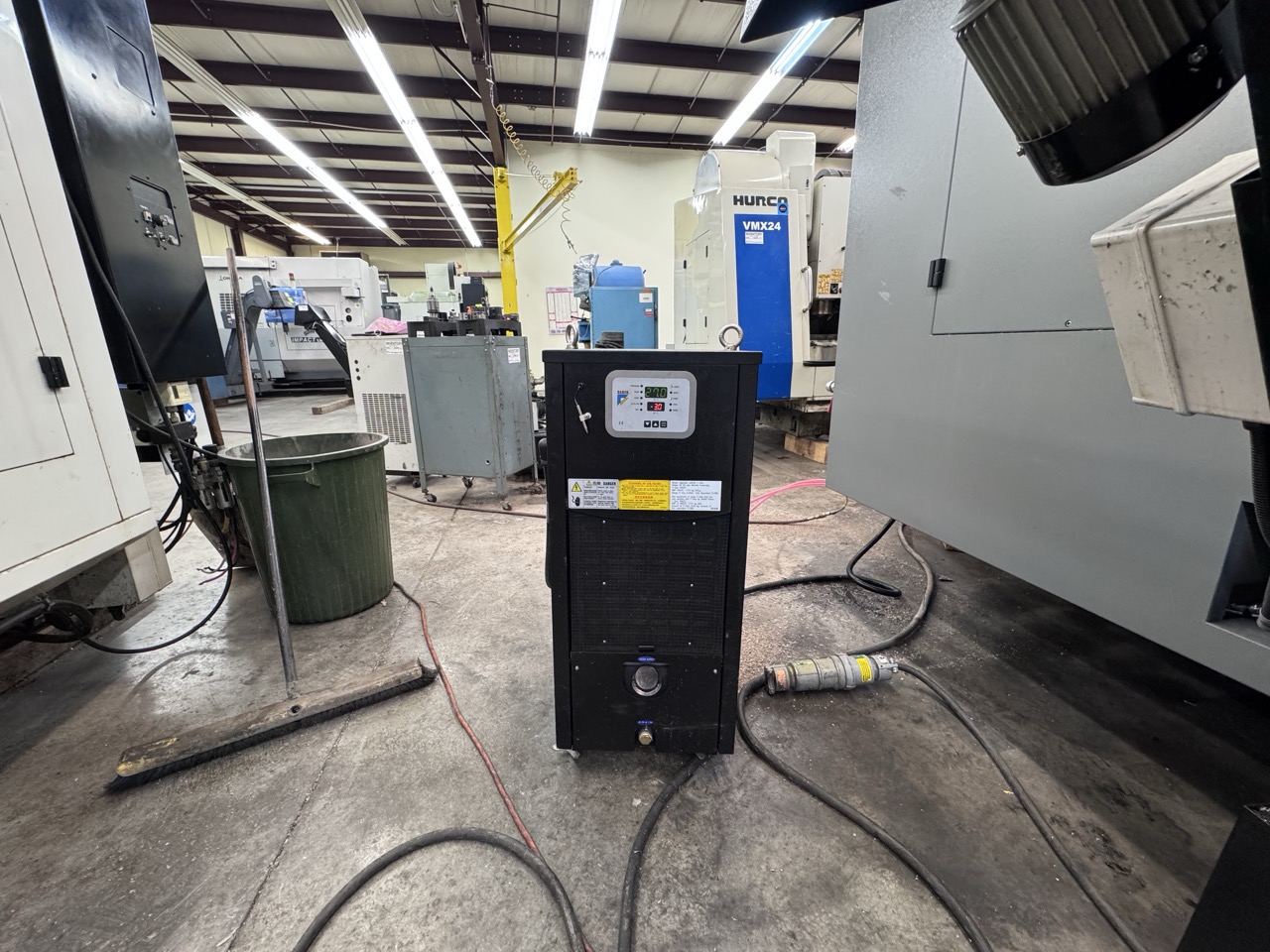Hurco VMX-42Di CNC VMC, 2019 - WinMax Software, Chiller, Low Hours, Under Power Ready for Inspection - Image 19