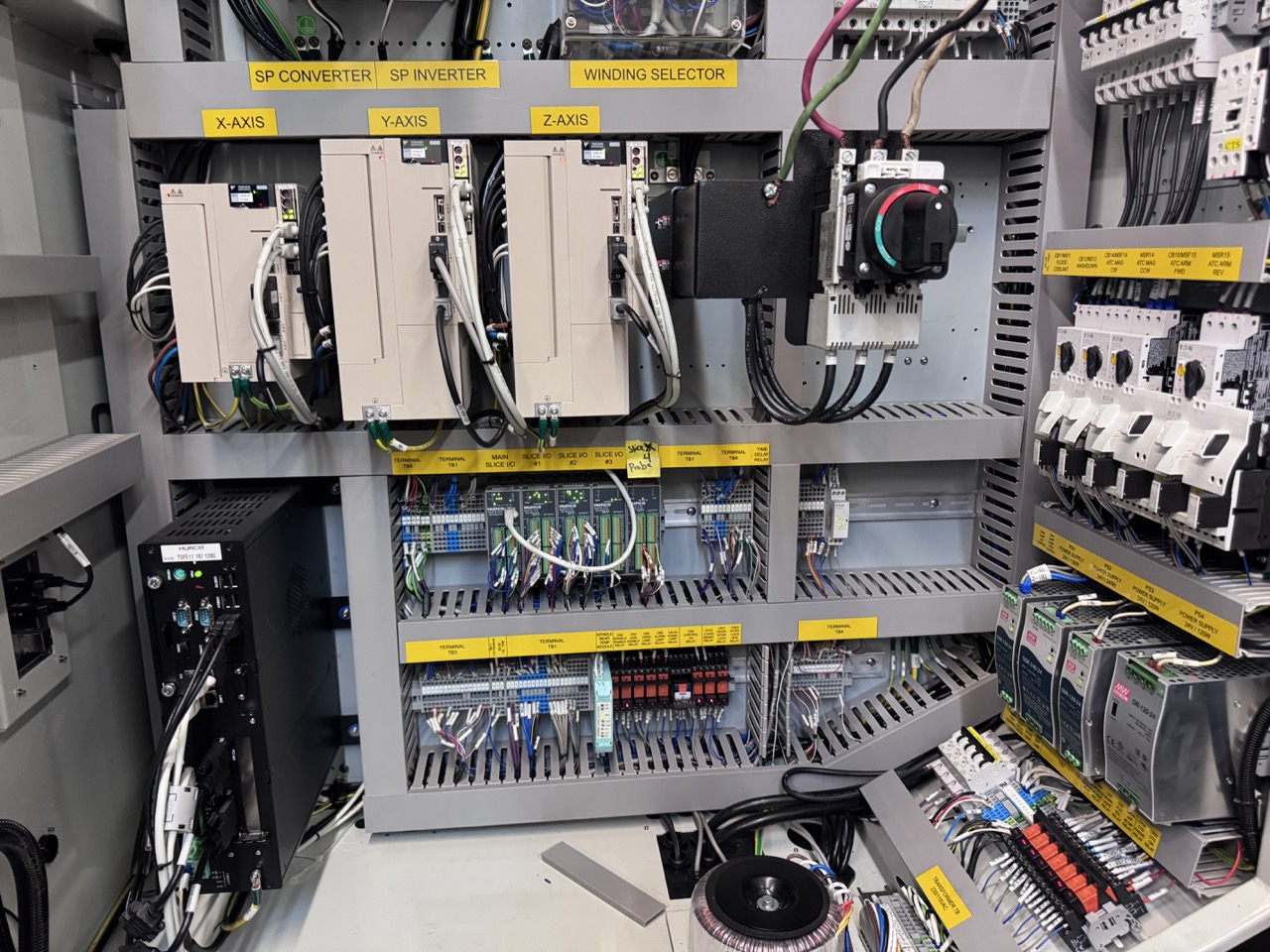 Hurco VMX-42Di CNC VMC, 2019 - WinMax Software, Chiller, Low Hours, Under Power Ready for Inspection - Image 28