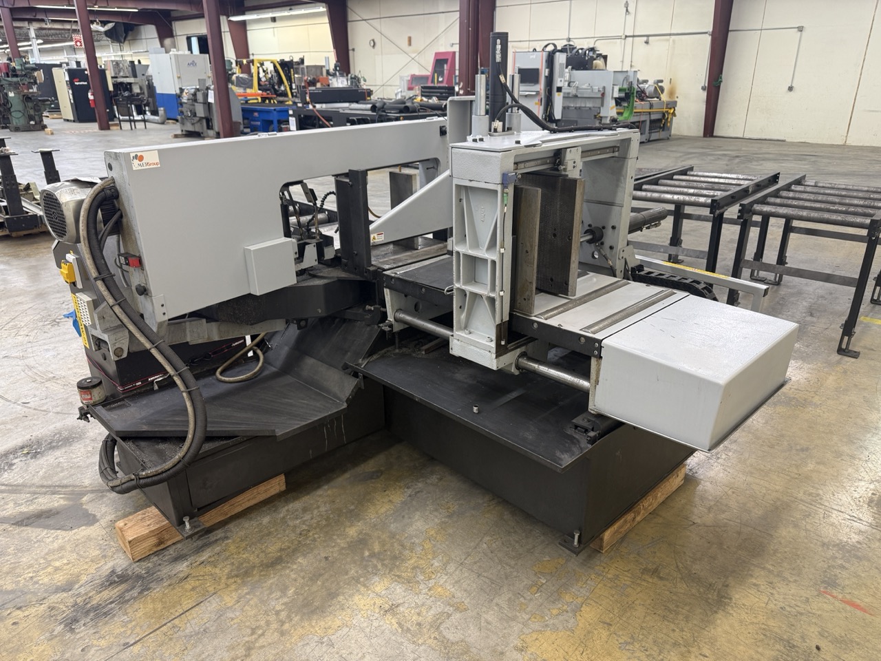 13" X 18" HYD-MECH S-20A Automatic Horizontal Band Saw, 2015 - Roller Tables, Very Clean - Image 5