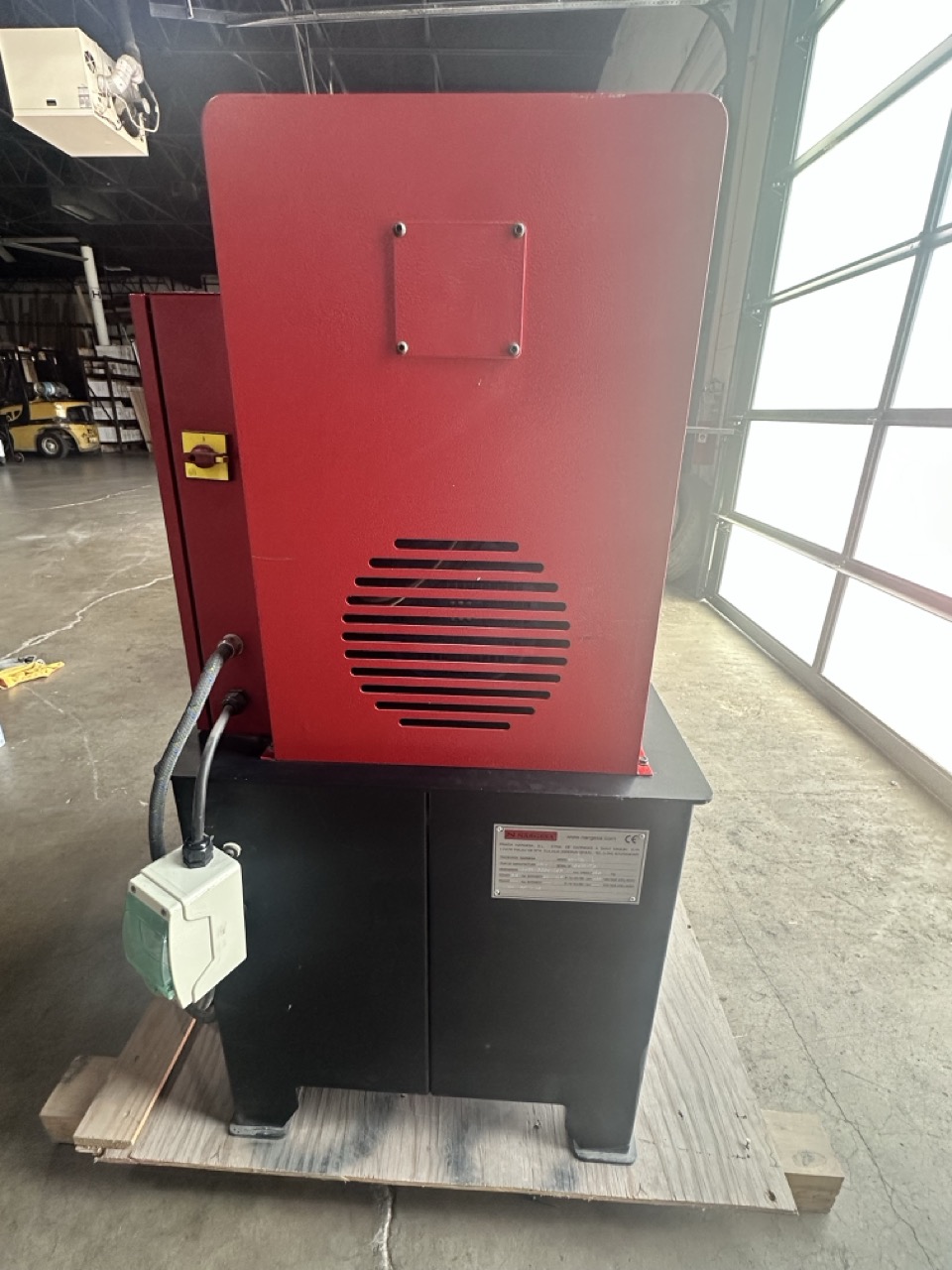Nargesa NF-70 End Hot Wrought Iron Machine, 2014 - Digital Control, Adjustable Back Gauge, Standard Tooling - Image 4