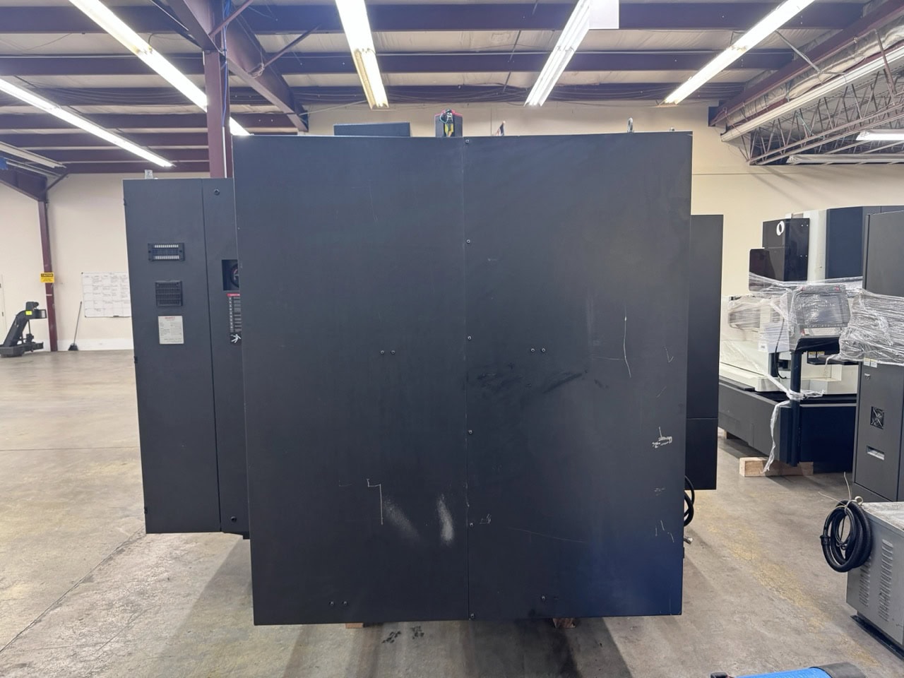 Smart Machine Tool NV 5500L CNC Vertical Machining Center, 2023 – 53” x 22” Travels, CAT40 Big Plus, 12K RPM, Fanuc 0i-MF Plus - Image 12