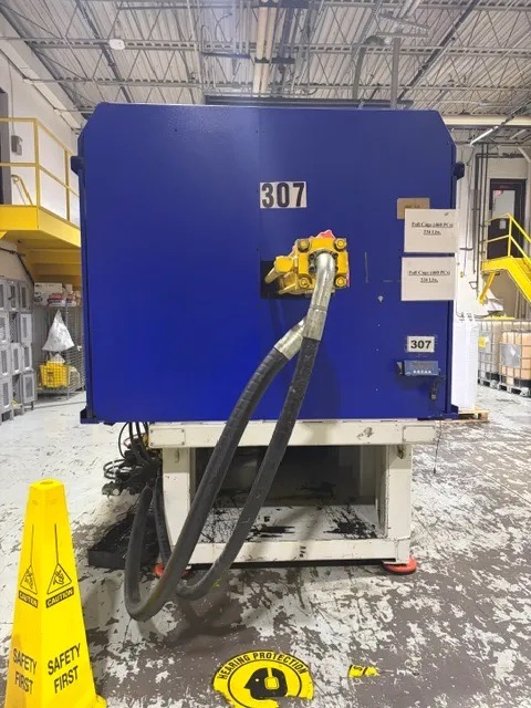 650 Ton 89.6 oz Shot Size Van Dorn 650HT-4300 Injection Molding Machine, 2006 - Image 3