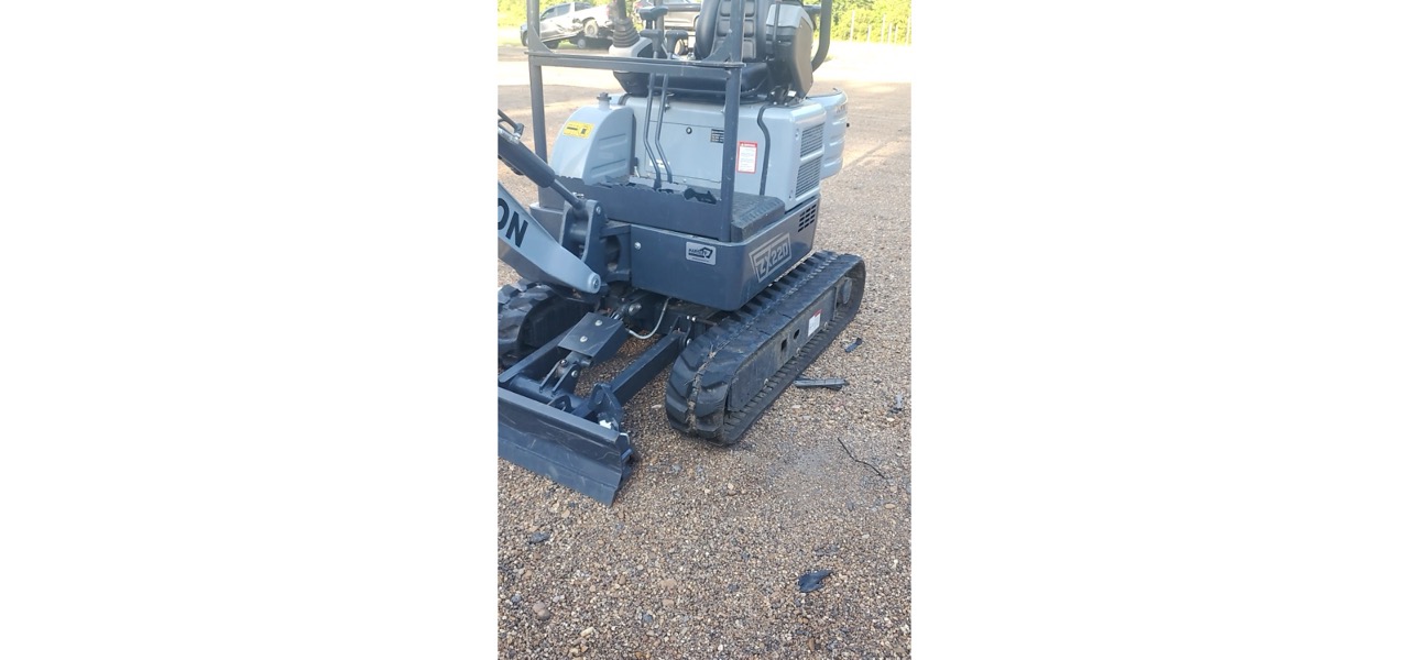 Kymron ZX22D Compact Excavator, 2025 - Image 9