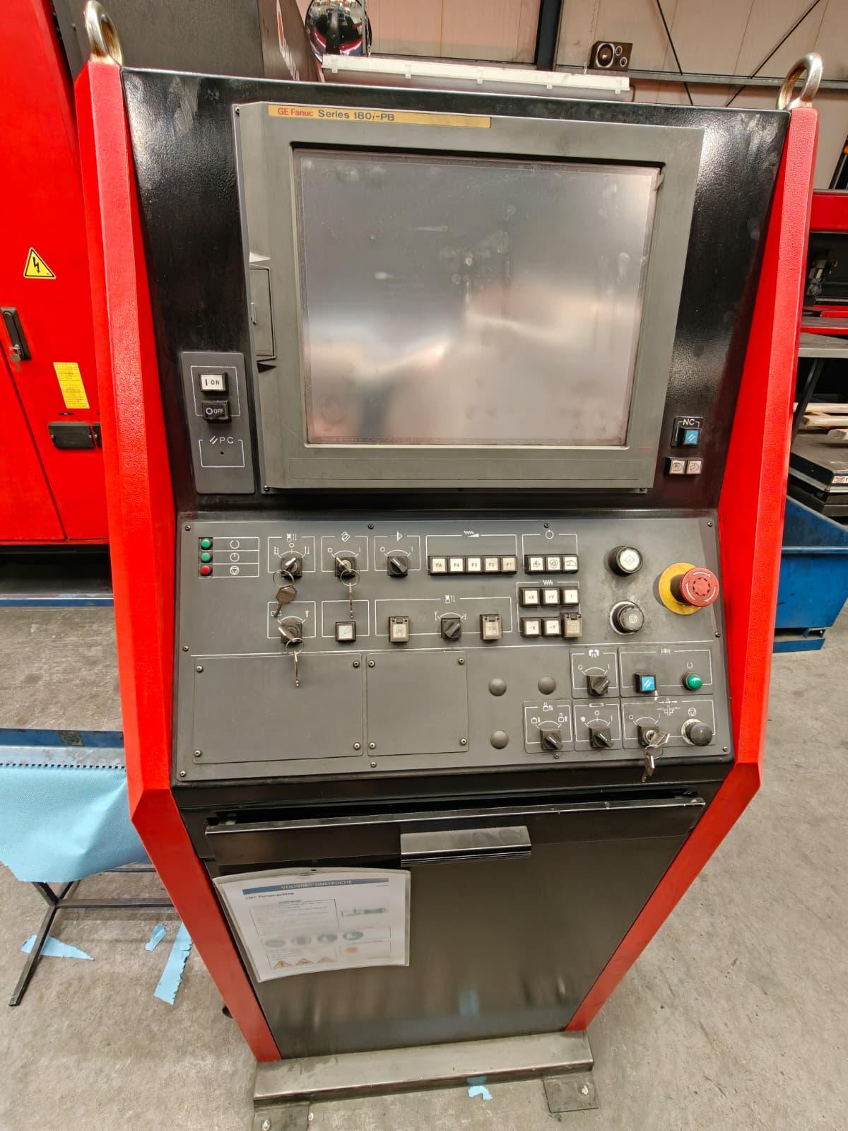 33 Ton Amada EMZ3610NT CNC Turret Punch Press, 2006 - Image 11