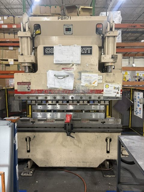 60 Ton x 6' Cincinnati 60AF x 4FT Press Brake, 2005