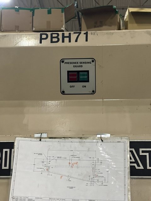 60 Ton x 6' Cincinnati 60AF x 4FT Press Brake, 2005 - Image 4