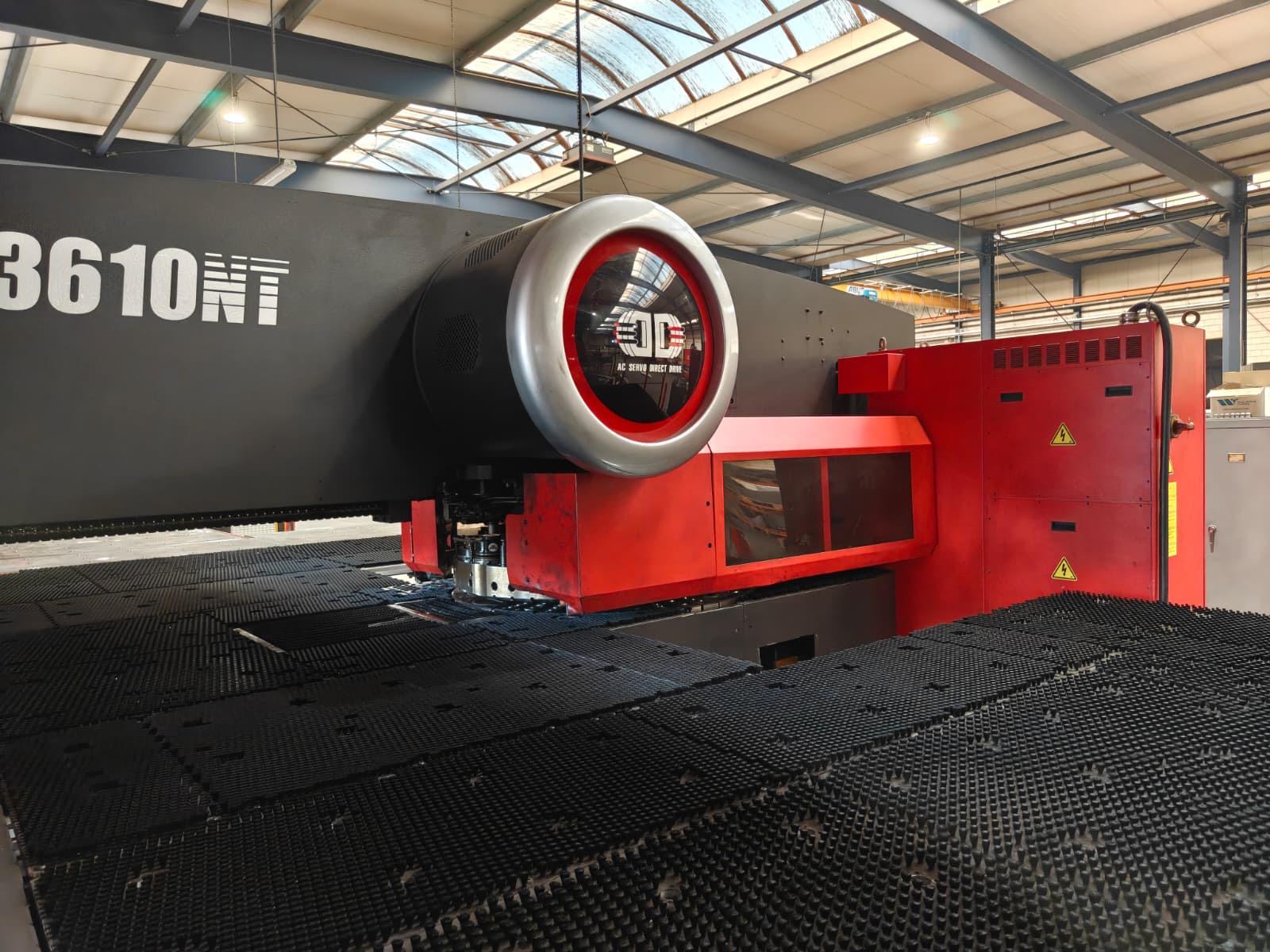33 Ton Amada EMZ3610NT CNC Turret Punch Press, 2006 - Image 4