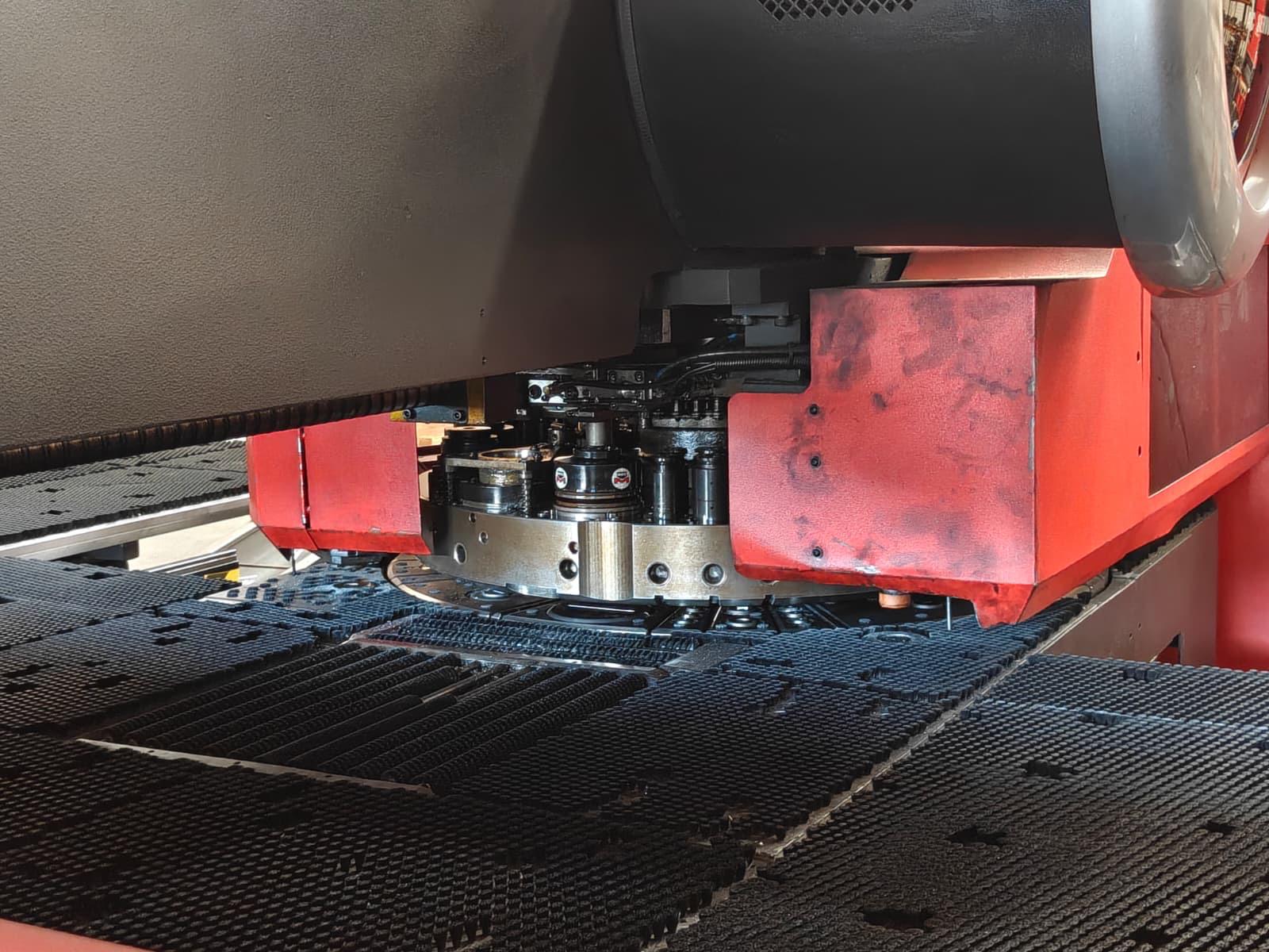 33 Ton Amada EMZ3610NT CNC Turret Punch Press, 2006 - Image 5