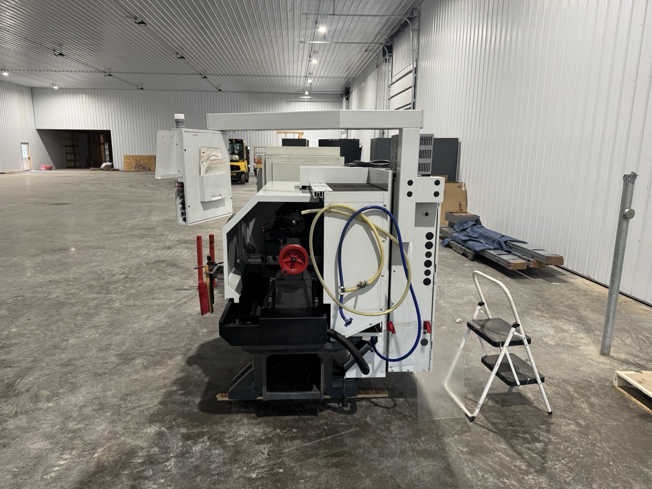 Haas TL-1 CNC Lathe, 2018 - 4 Station Tool Post, Tailstock, Rotating Coolant, Hand Wheels - Image 9