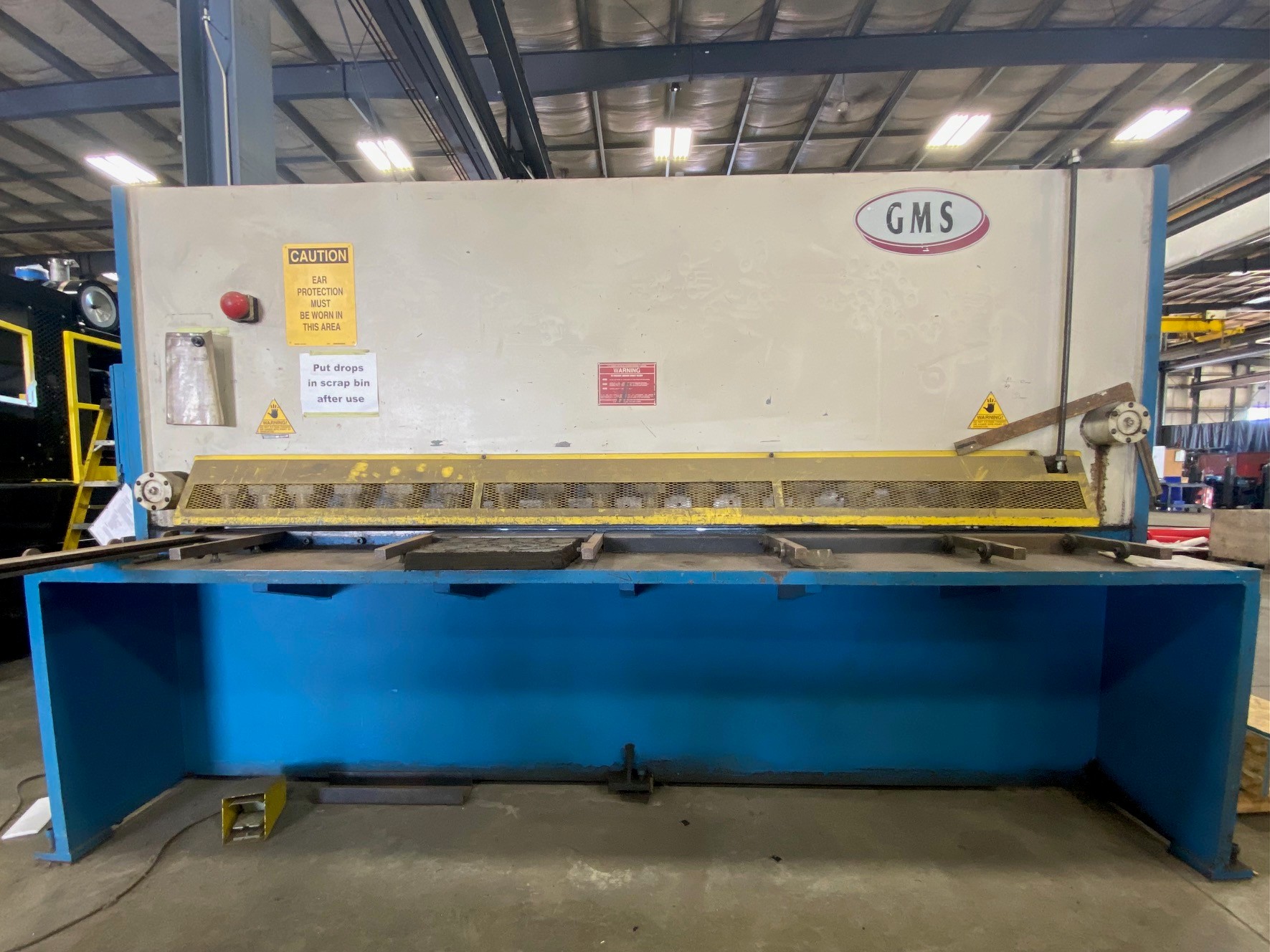 1/2" x 10' GMS GMV 3013 Hydraulic Guillotine Shear, 2002 - Backgauge