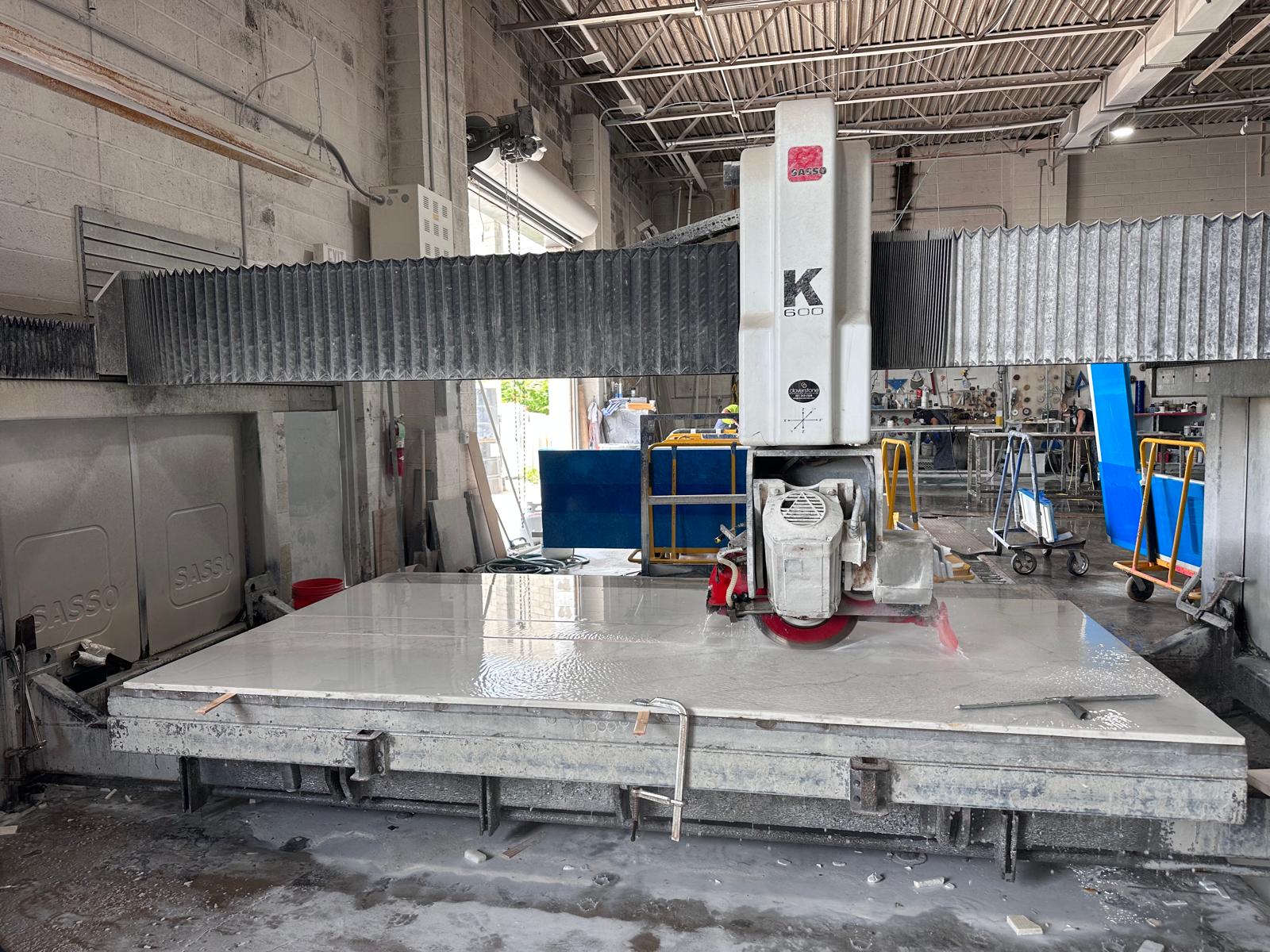 Sasso K600 5-Axis Bridge Style Stone Saw, 2015