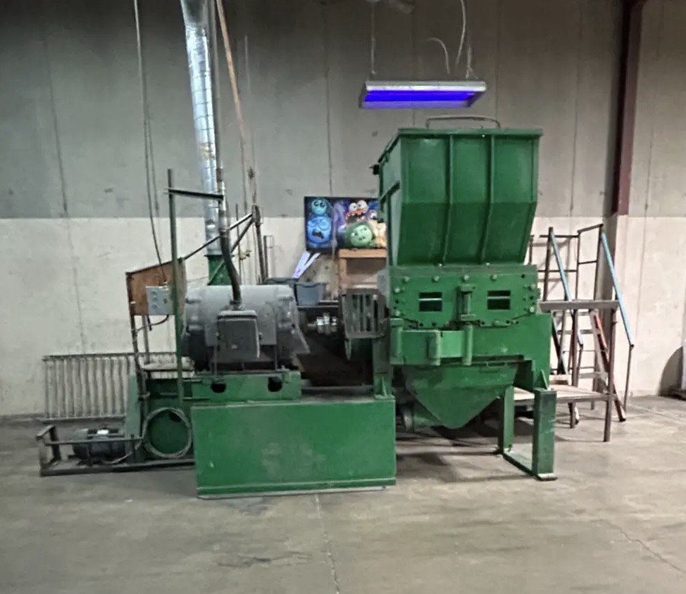 Cumberland Model 43 Granulator - 200 HP, 43" Cutting Width