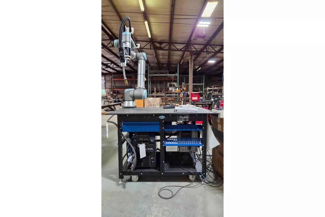 Hirebotics CW102 Cobot Welder, 2022 – Universal Robots UR10e Collaborative Robotic Welding System - Image 2