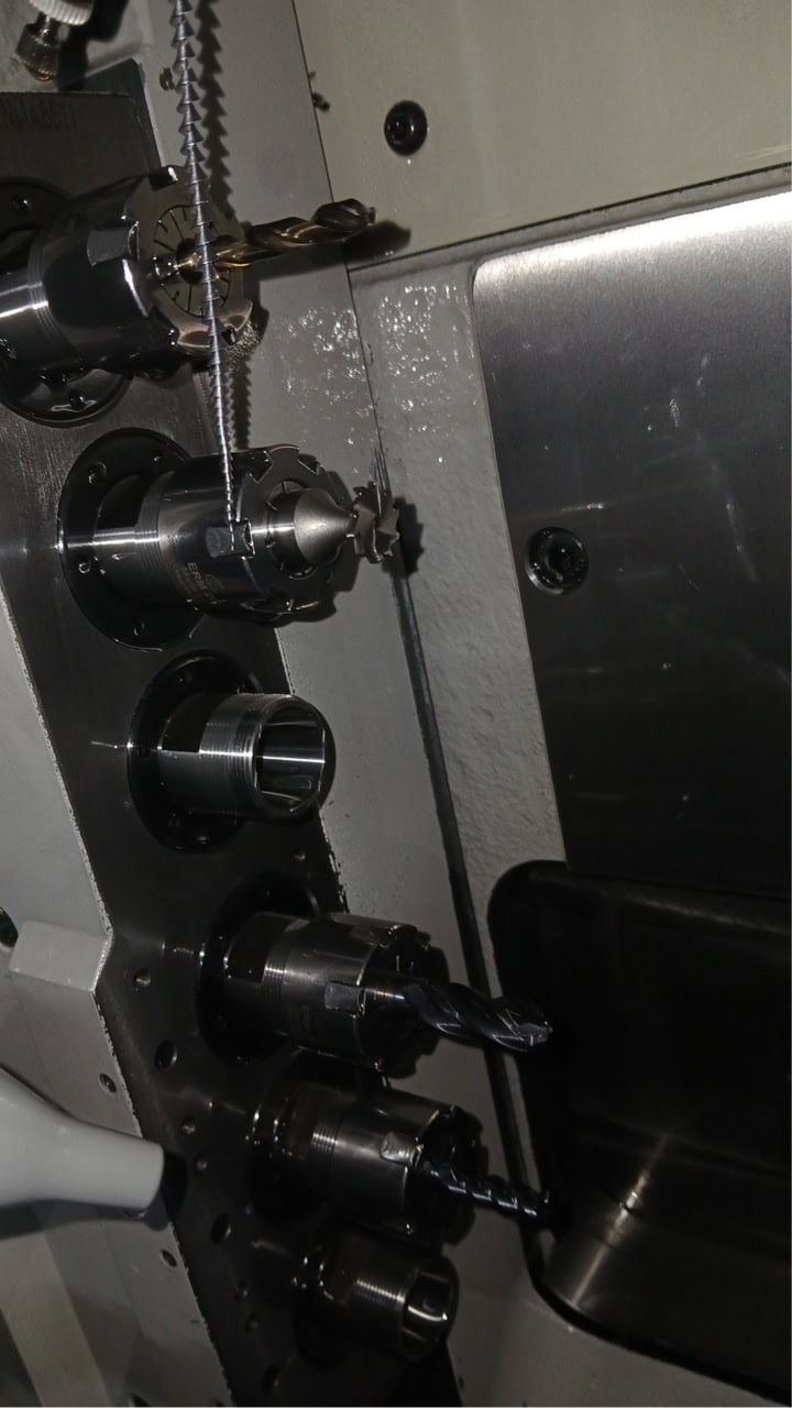Nomura NN32YB3 CNC Swiss Lathe, 2022 - LNS Alpha 538 Bar Feeder, TRI-MIST 850 G2 Mist Collector, High Pressure Coolant, LOW HOURS - Image 20
