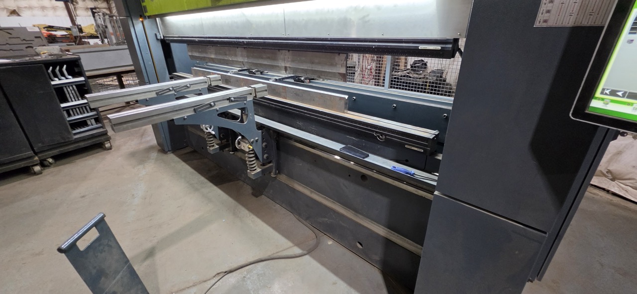 110 Ton x 10' Safan Darley E-Brake 100-3100 Premium Press Brake, 2022 - Low Hours, Great Condition - Image 5