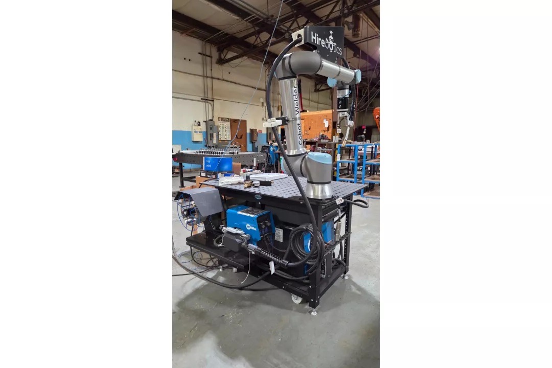 Hirebotics CW102 Cobot Welder, 2022 – Universal Robots UR10e Collaborative Robotic Welding System - Image 3