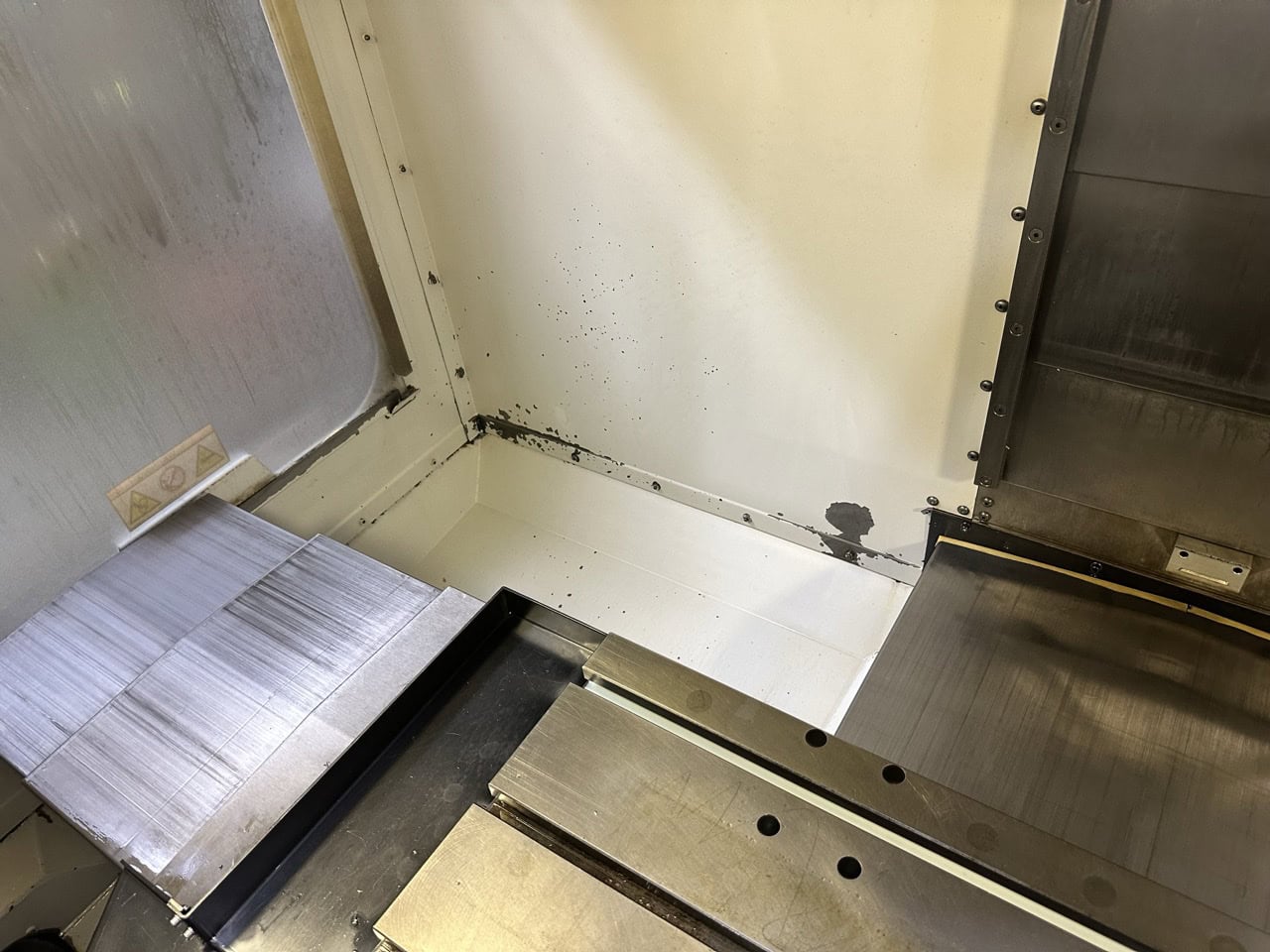 Haas VF-2SS VMC, 2007 - Probe, Chip Auger, 4th Axis Drive - Image 5