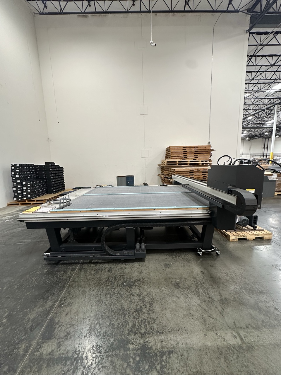 9' x 10' AXYZ Infinite 8010 CNC Router, 2019 - Vacuum Pump - Image 6
