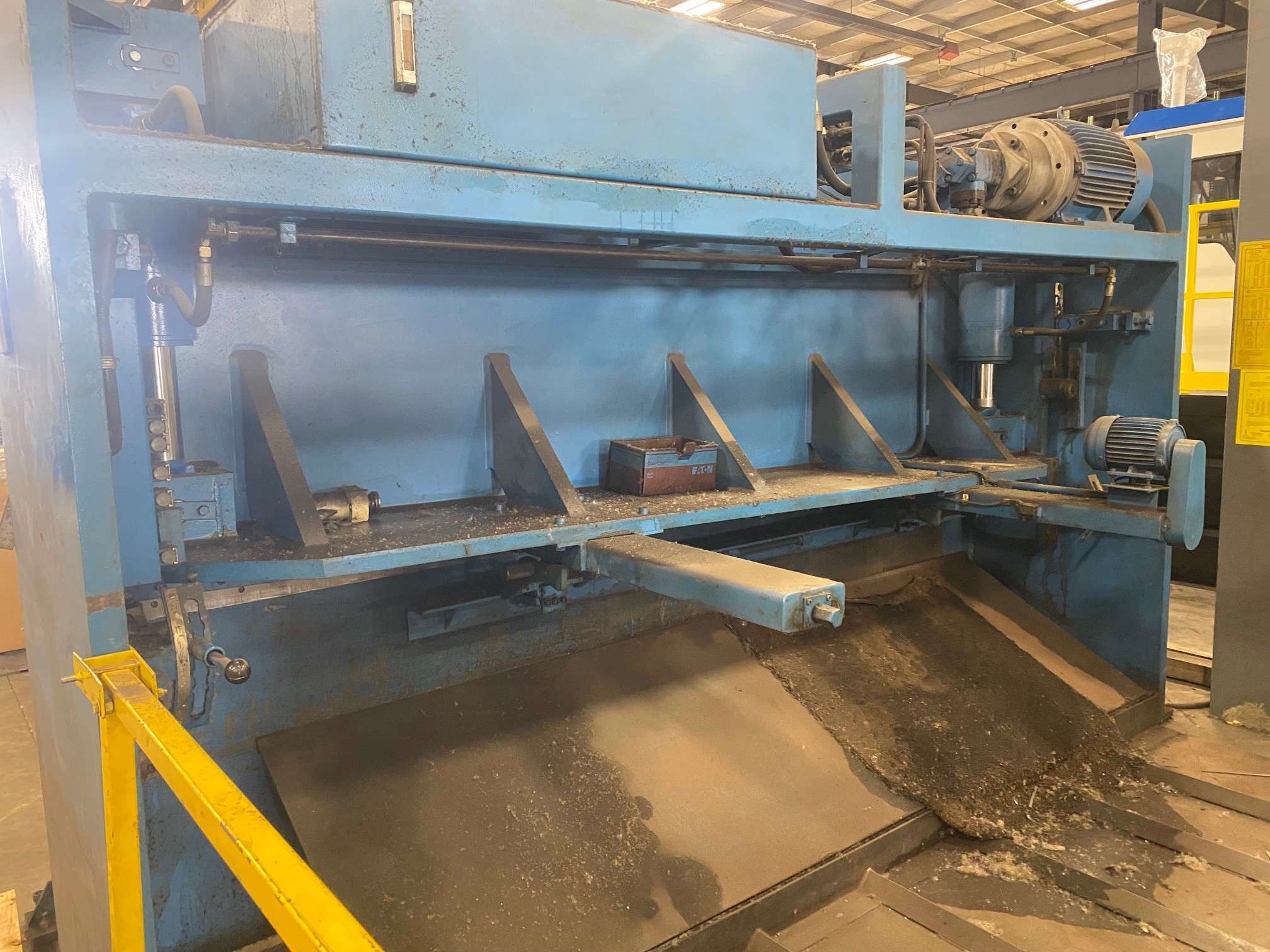 1/2" x 10' GMS GMV 3013 Hydraulic Guillotine Shear, 2002 - Backgauge - Image 6