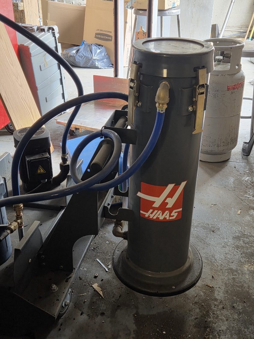 Haas VF-3YT VMC, 2022 - 4th-Axis Wired, Chip Auger, Probing, Cool Through Spindle - Image 9