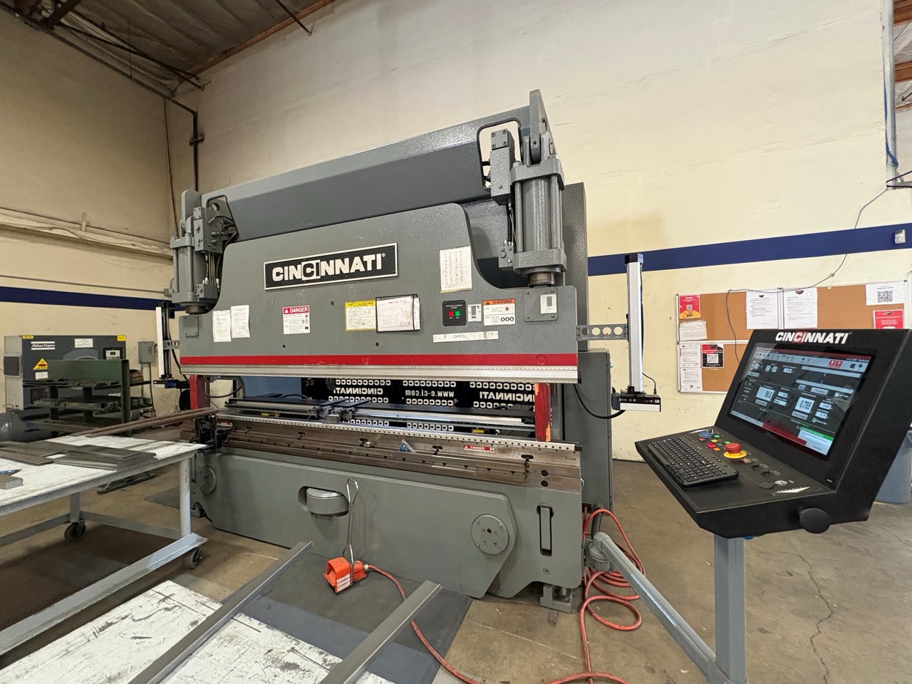 135 Ton x 12' Cincinnati 135PF+10 PROFORM+ CNC Press Brake, 2021