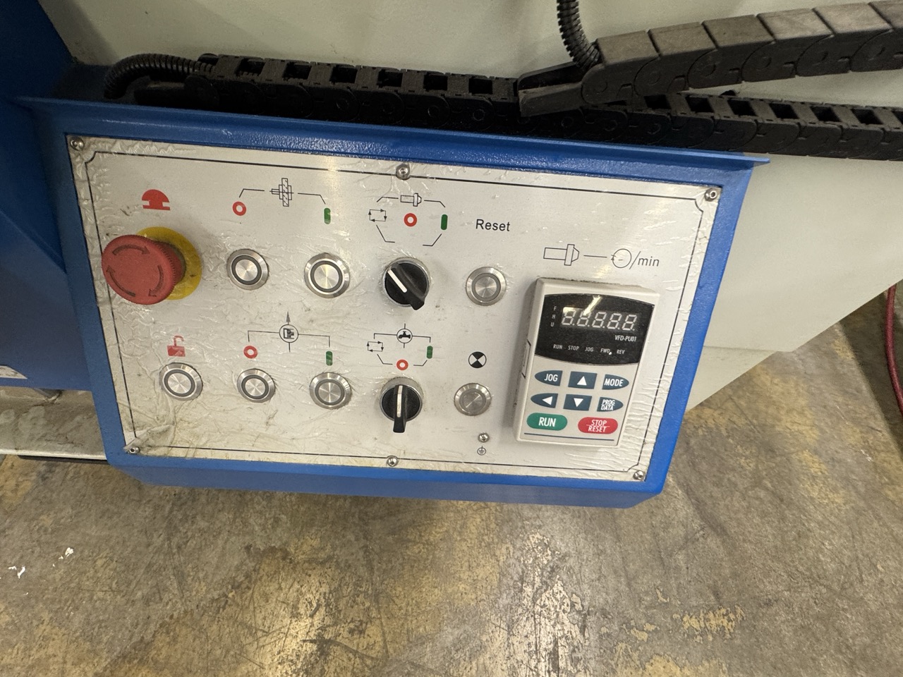 KNUTH RSM 750 C Precision Cylindrical Grinder w/ Internal Grinding, 2022 – 30" Capacity - Image 3