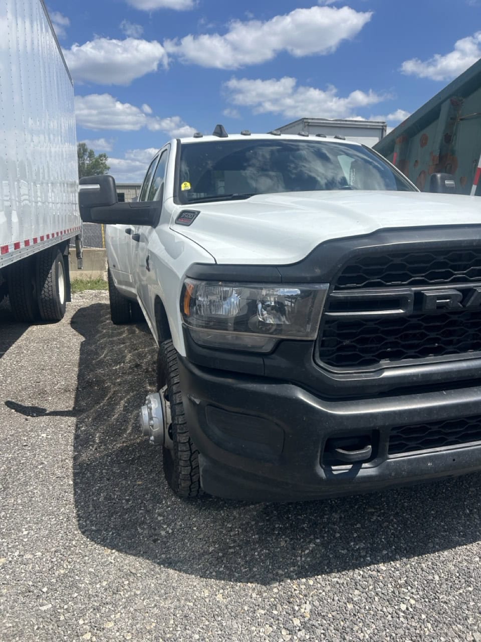 Ram 3500 - Dually, Cummins Diesel Engine, 2024 - Image 16