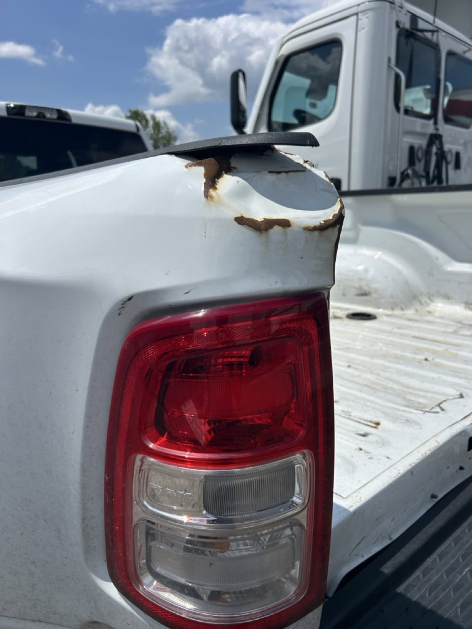 Ram 3500 - Dually, Cummins Diesel Engine, 2024 - Image 17