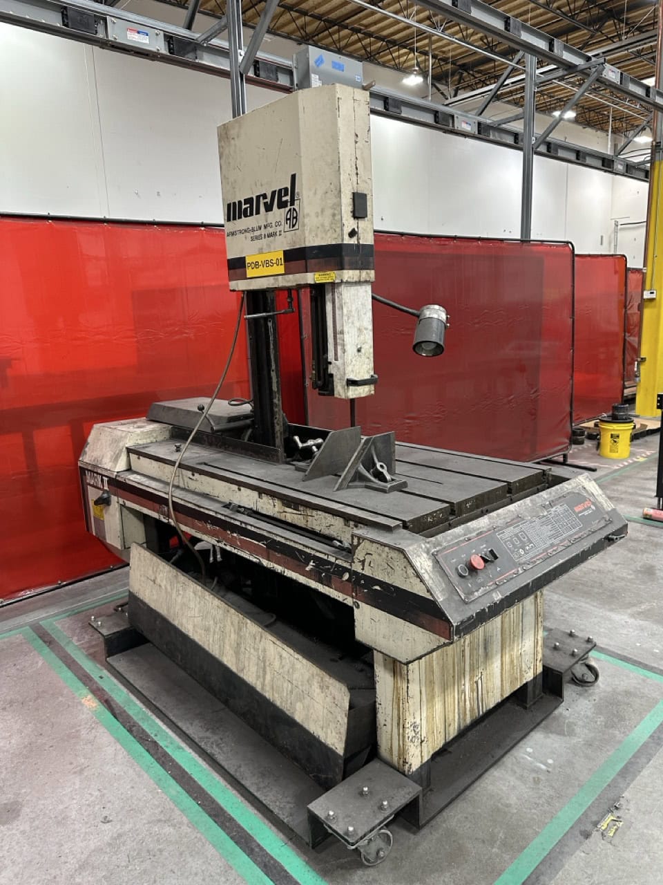 18" X 22" Marvel Series 8 Mark II Vertical Tilt-Frame Band Saw - Image 2