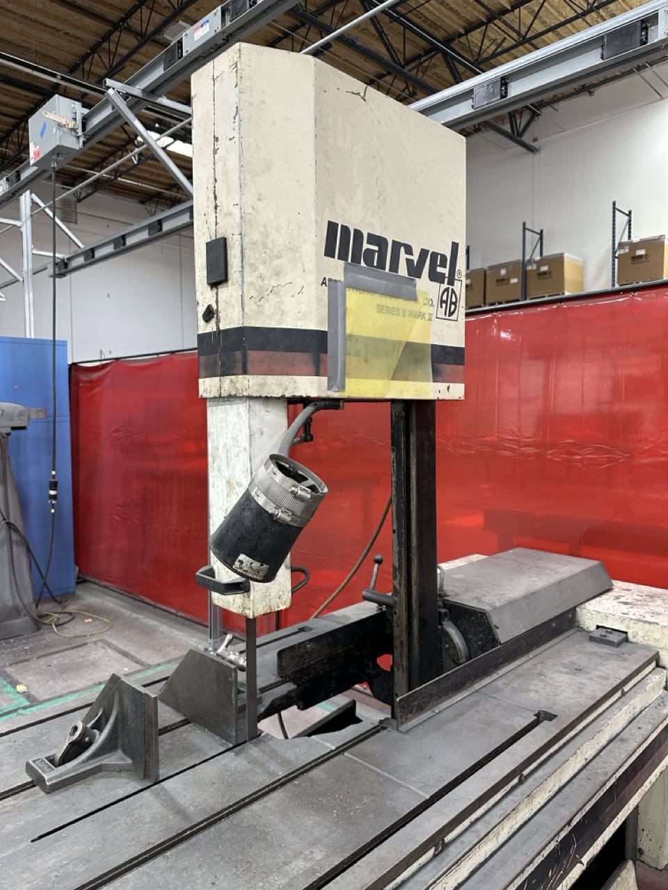 18" X 22" Marvel Series 8 Mark II Vertical Tilt-Frame Band Saw - Image 8
