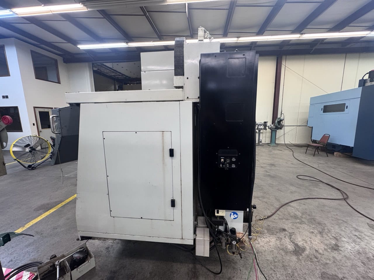 Hurco VM1 CNC Vertical Machining Center, 2003 - Image 4