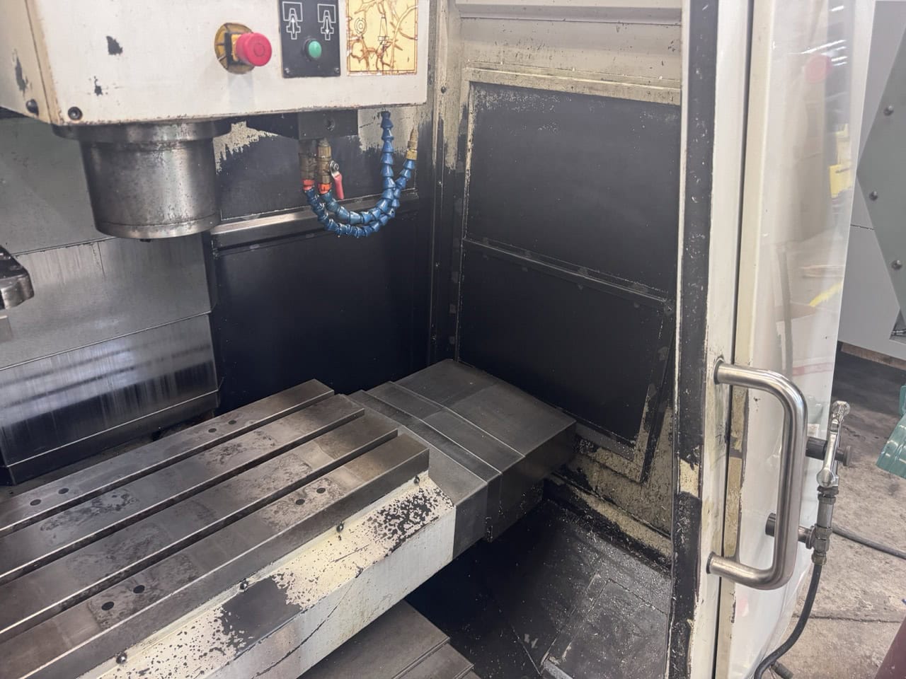 Hurco VM1 CNC Vertical Machining Center, 2003 - Image 7