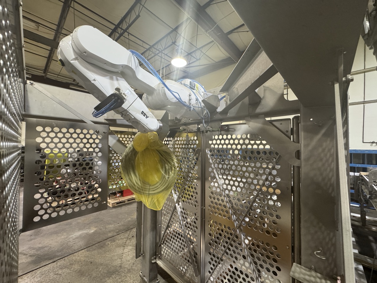 Tortilla Unstacking/Placing System w/ twin ABB IRB 1200 hygienic robots, 2022 - never used-sanitary wash down - Image 4