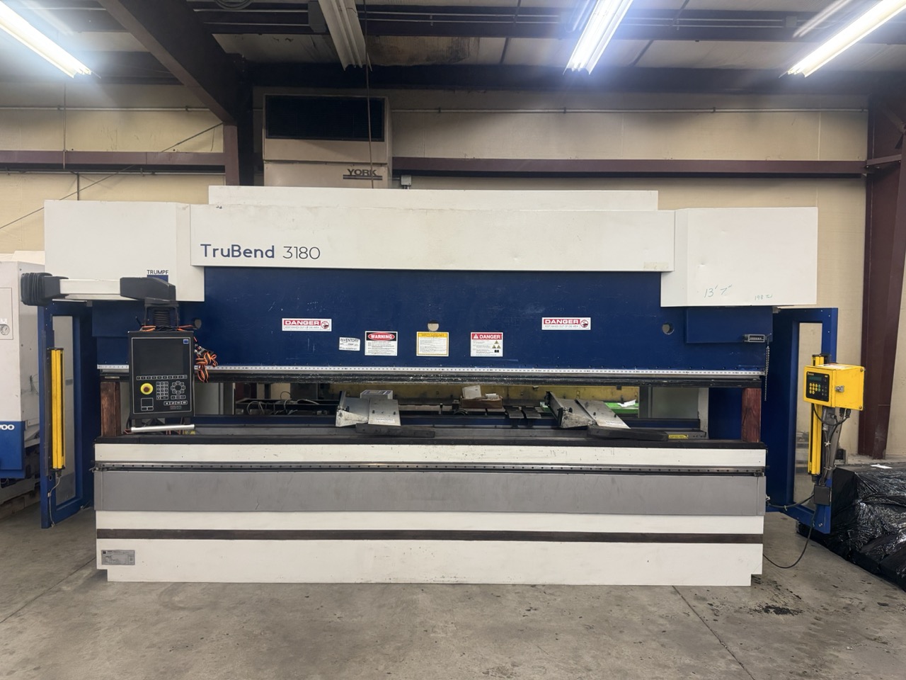 198 Ton x 13' Trumpf TruBend 3180 CNC Press Brake, 2008