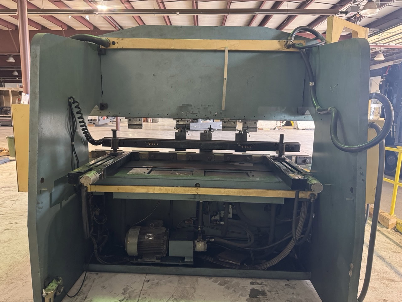 100 Ton x 8′ Amada RG-100S CNC Press Brake, 1987 – NC9-EX Control - Image 2