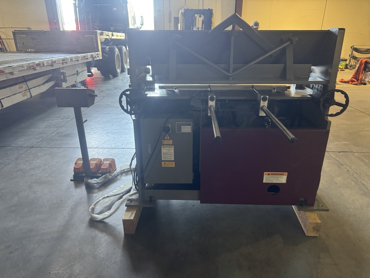 GMC Machinery HBB-0410 4' x 10-Gauge Heavy Duty Hydraulic Box & Pan Finger Brake, 2025 - Image 3