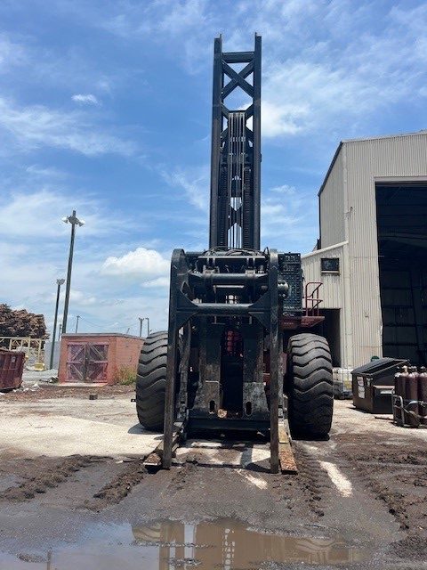 Taylor XLS1000 100,000 LB Diesel Log Stacker / Log Loader, 2021 – 24' Mast, Log Clamp