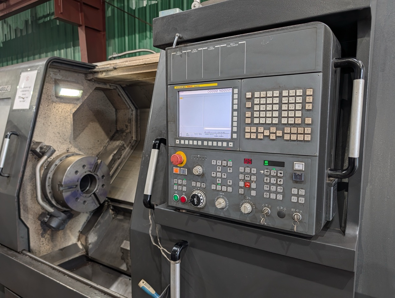 Hyundai Wia L400LC CNC Lathe, 2018 - Box Ways, Tailstock, Chip Conveyor - Image 9