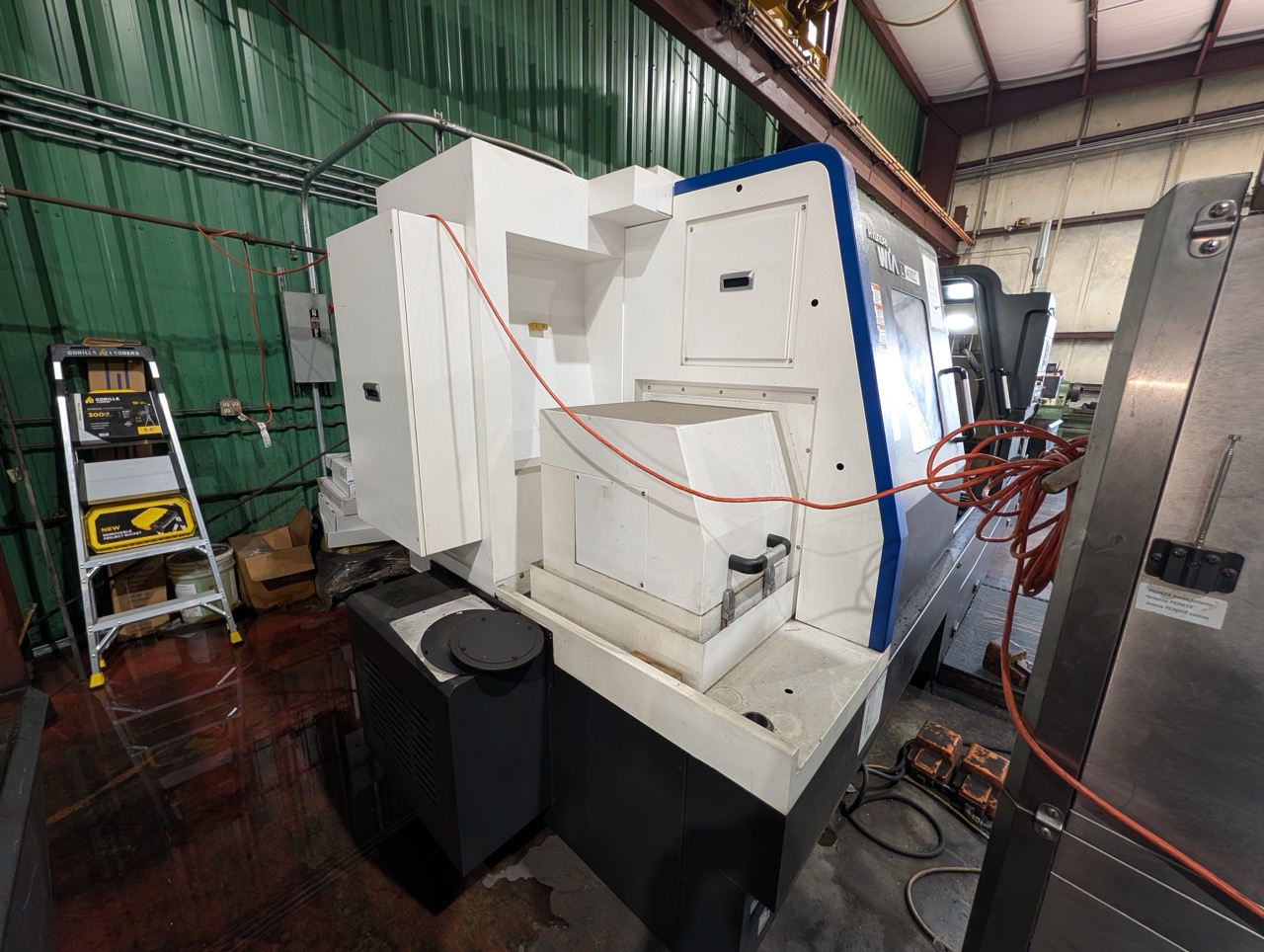 Hyundai Wia L400LC CNC Lathe, 2018 - Box Ways, Tailstock, Chip Conveyor - Image 24