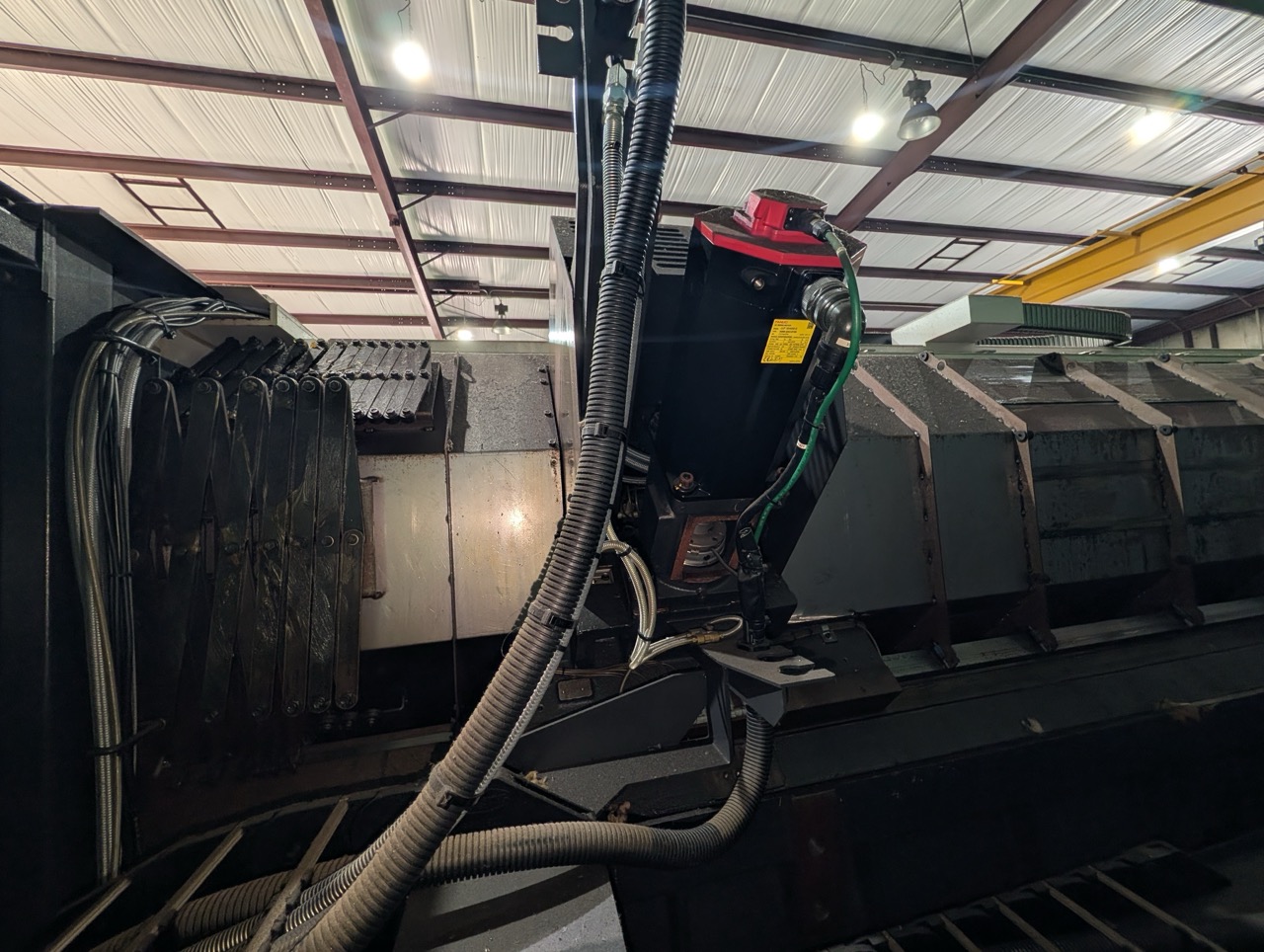Hyundai Wia L400LC CNC Lathe, 2018 - Box Ways, Tailstock, Chip Conveyor - Image 38