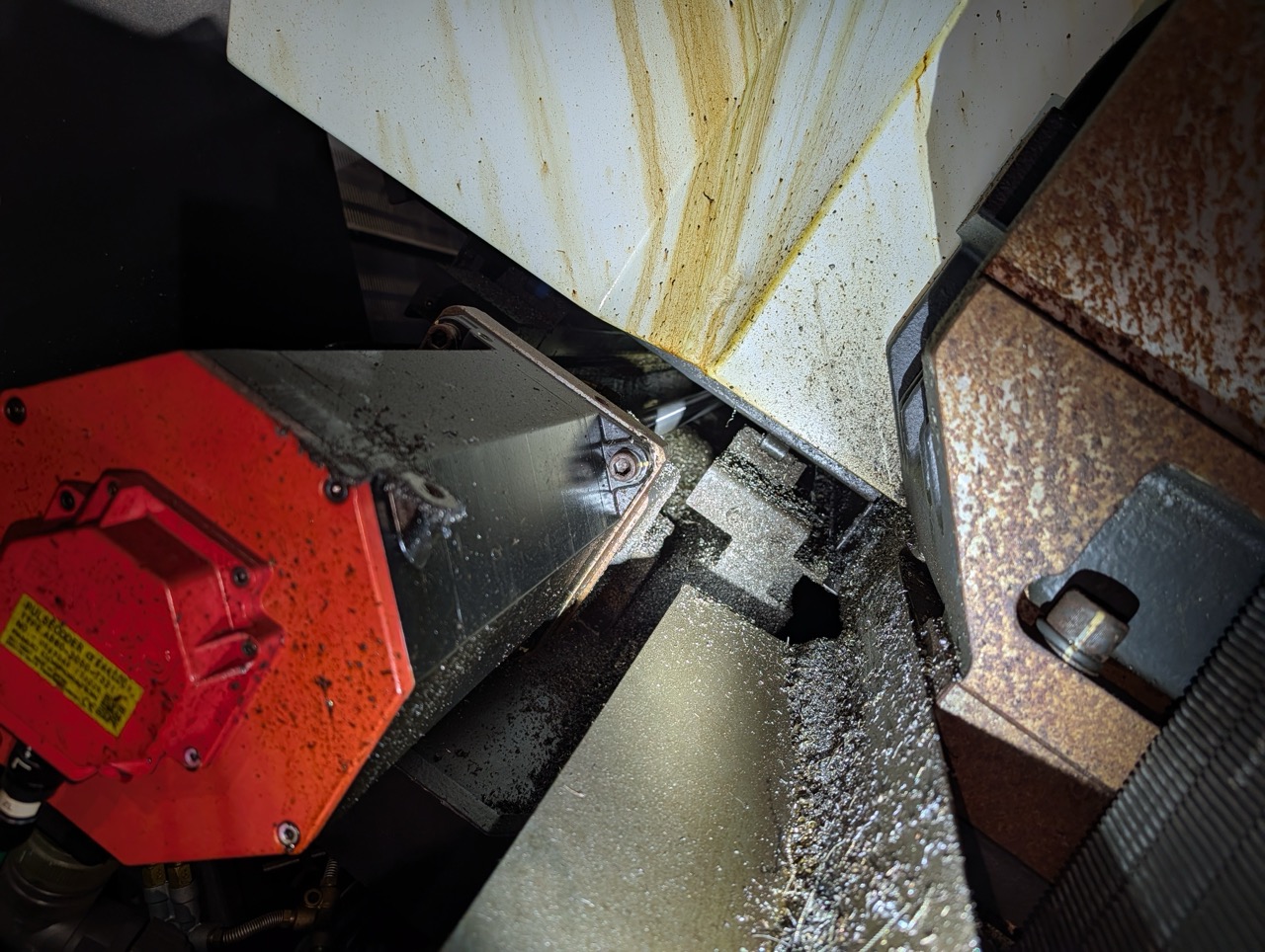 Hyundai Wia L300LMC CNC Lathe, 2018 - Live Tooling, Box Ways, Tailstock, C-Axis, Chip Conveyor - Image 34