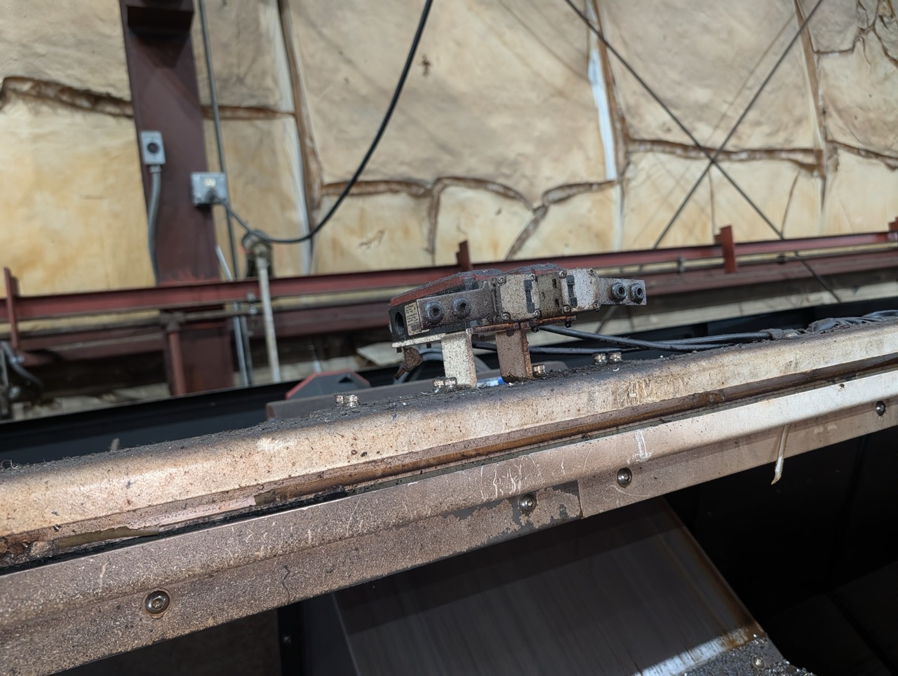 Hyundai Wia L300LMC CNC Lathe, 2018 - Live Tooling, Box Ways, Tailstock, C-Axis, Chip Conveyor - Image 40