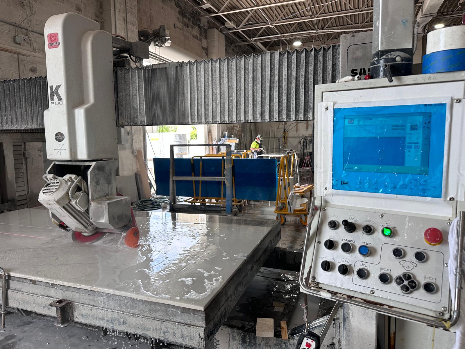 Sasso K600 5-Axis Bridge Style Stone Saw, 2015 - Image 4