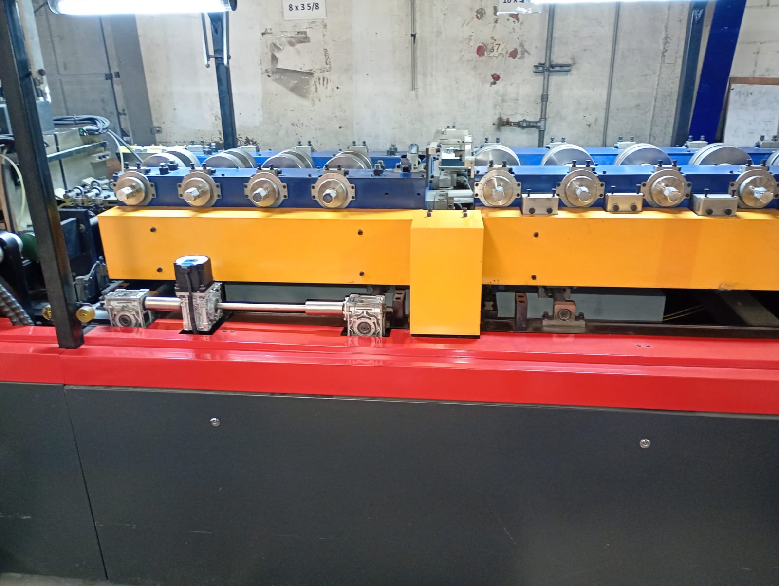 Xiamen MF1600T Roll Former, 2022 - Hydraulic Decoiler, CAD/CAM Integration, Multi‑Operation Tooling - Image 7