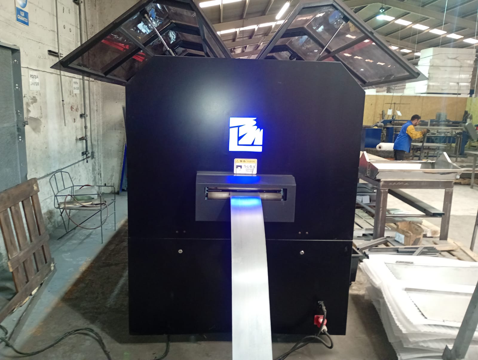 Xiamen MF1600T Roll Former, 2022 - Hydraulic Decoiler, CAD/CAM Integration, Multi‑Operation Tooling - Image 9